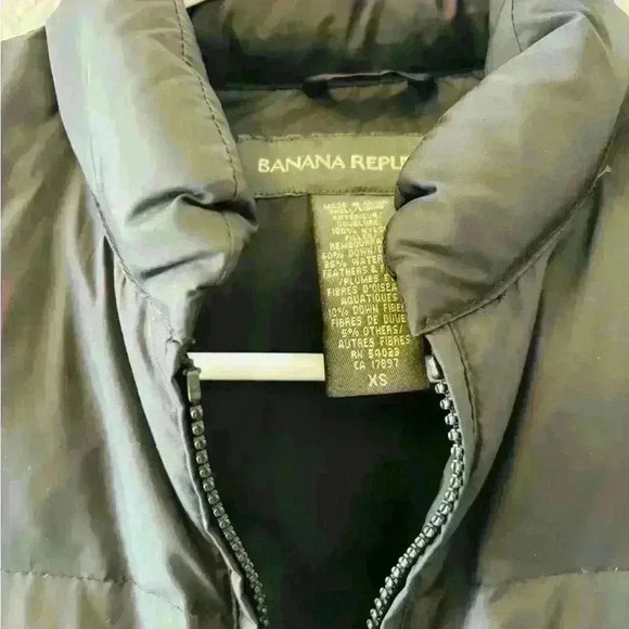 Banana Republic puffy vest jacket - Picture 3 of 5